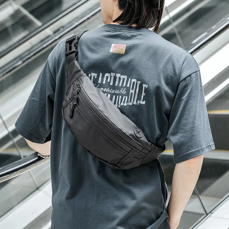 Men's Casual Crossbody Bag - Fashion Trend